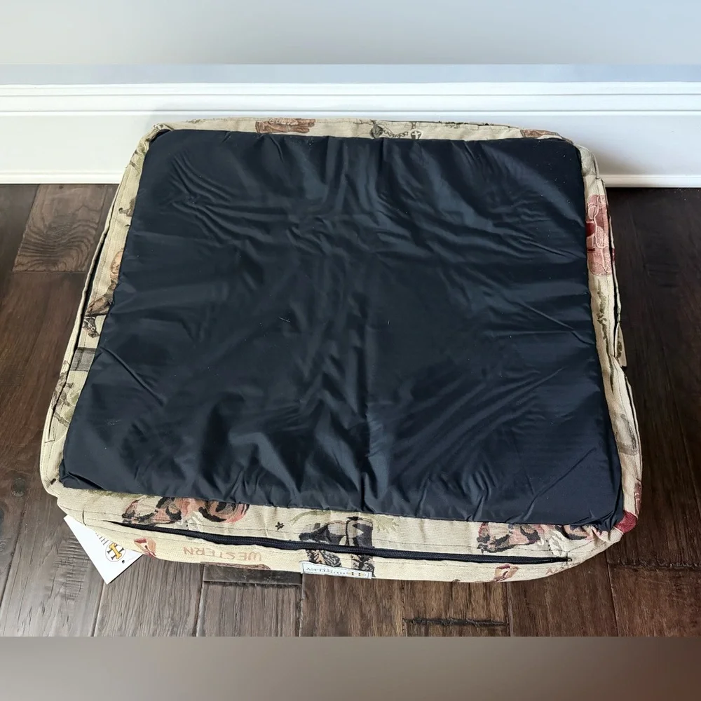 Huntley Equestrian Western Brown Medium Dog Bed